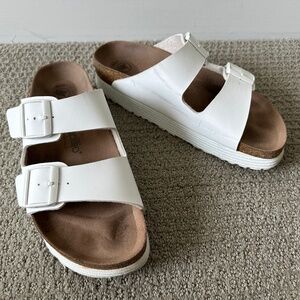 Birkenstock Arizona Flex Platform Birko-Flor - White, Size 9 / 40
